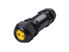 M685 1 in 3 out IP68 waterproof connector